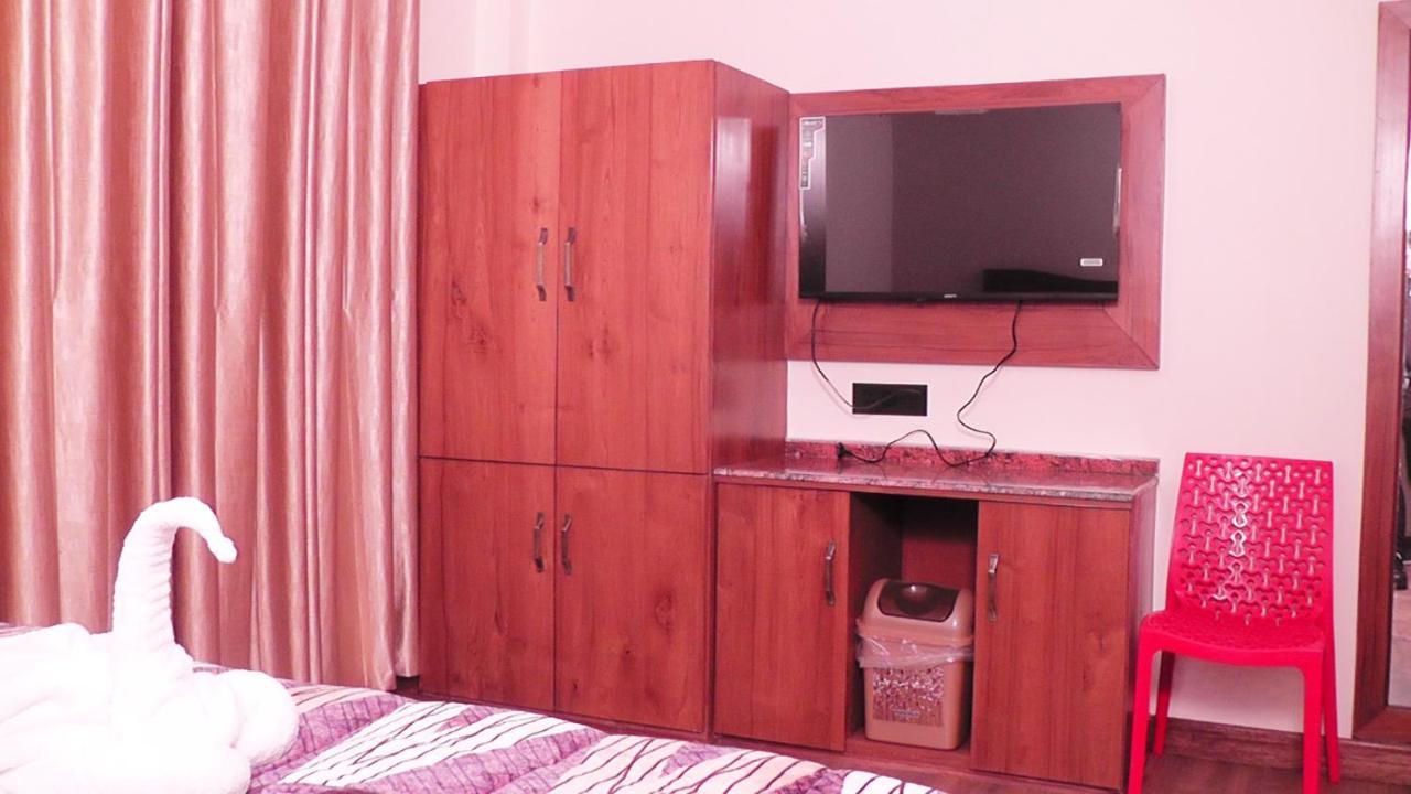 Hotel Jakhu Heights Shimla Exterior photo